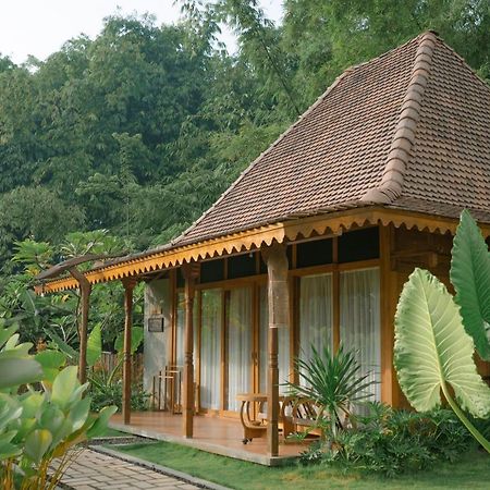 Hotel Chandaka Borobudur à Magelang Extérieur photo